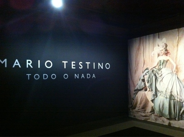 Mario Testino: Viskas arba nieko
