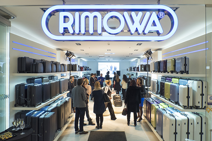 Lietuvoje pristatyta „ONYX“ – Rimowa verslo klasės lagaminų linija