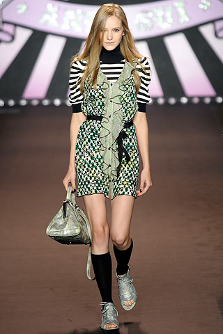 Anna Sui pavasaris/vasara 2010