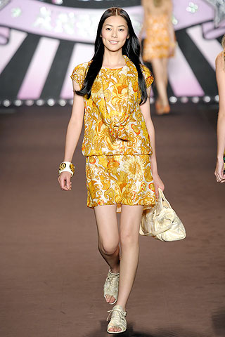 Anna Sui pavasaris/vasara 2010