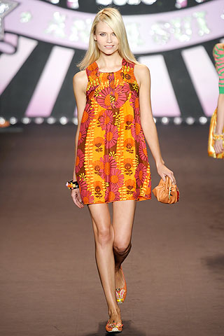 Anna Sui pavasaris/vasara 2010