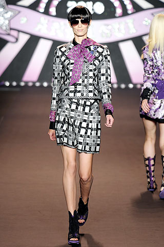 Anna Sui pavasaris/vasara 2010