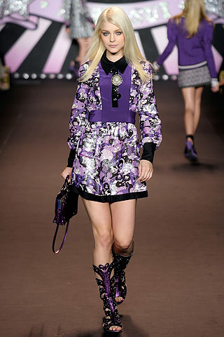 Anna Sui pavasaris/vasara 2010