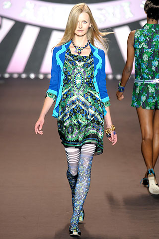 Anna Sui pavasaris/vasara 2010