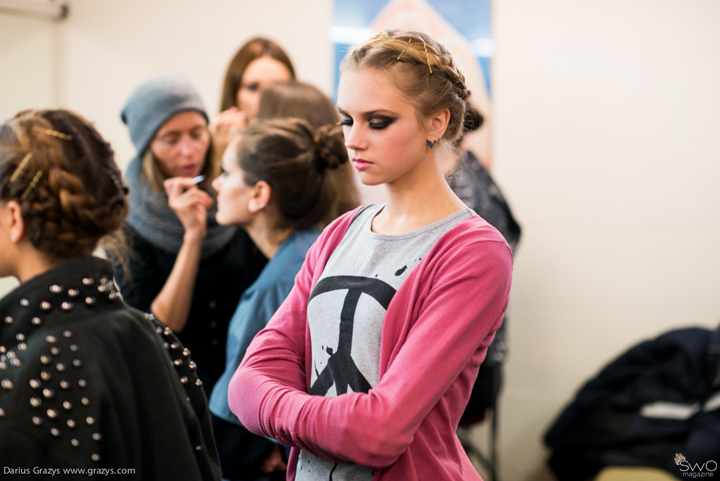 E.Rainys ir L.Larionova SS13. Backstage reportažas