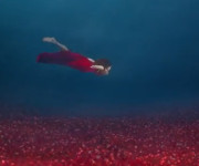 Mes žiūrim: gražus Kenzo pasaulis