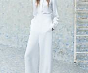 Juoda, pilka, balta, arba alternatyvi paletė vasarai