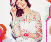 Stiliaus detalė: ir vėl gėlės?