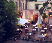 „Bukowski Bar“: paprastumo, berlynietiškos atmosferos ir kultūros sintezė Vilniuje