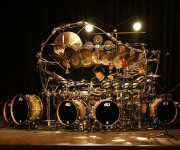 Terry Bozzio ir didžiausias pasaulyje būgnų komplektas