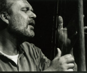 Išgirskite etno-ambient, world beat ir dub muziką be elektroninių instrumentų