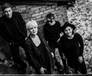 Naująjį albumą „OKATA“ pasitinka su keturiais vaizdo klipais