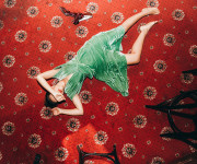 Justė Kraujelytė – apie debiutinį albumą „Therapy“ ir atvirą jo pristatymo vakarą