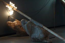 Galerijos (AV17) dešimtmečio proga pristatoma skulptoriaus Rafal Piesliak paroda „Įžvalga“