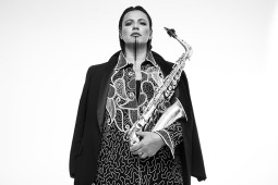 Himnai, lopšinės ir laisvoji improvizacija – Danijos džiazo žvaigždė Maria Faust