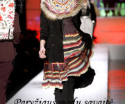 Spalvingas šaltasis 2010-ųjų sezonas pagal Jean Paul Gaultier