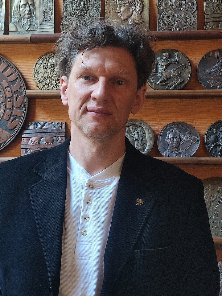 Prieš paskelbiant laureatą – „Poezijos pavasario“ nominantų pokalbiai Prieš paskelbiant laureatą – „Poezijos pavasario“ nominantų pokalbiai